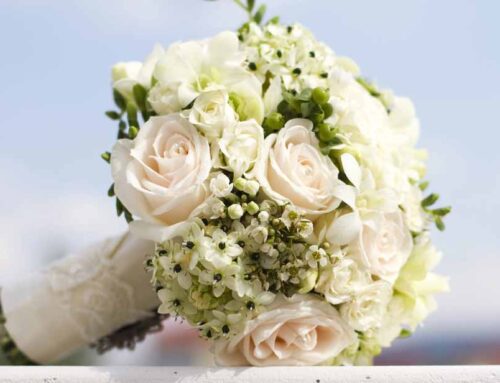Couples Should Start Early Planning for Wedding Flowers